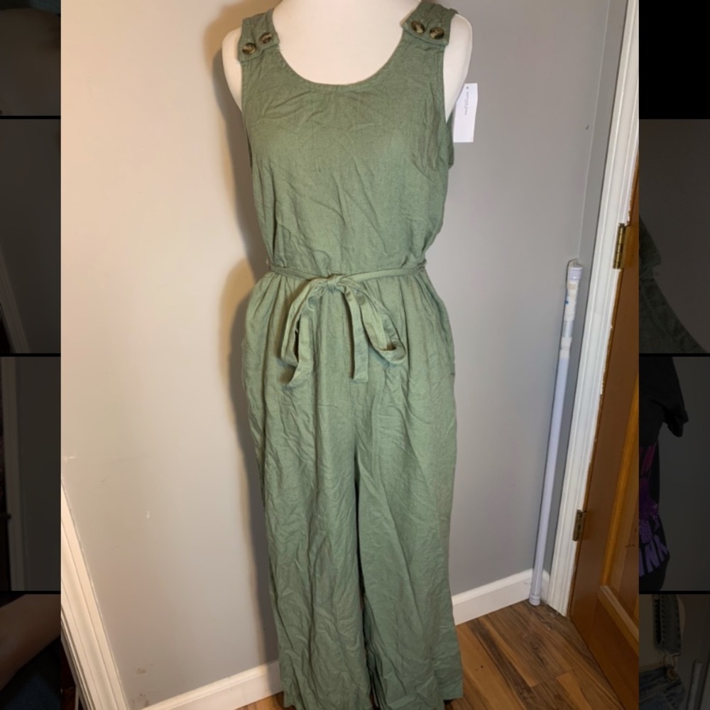 NWT American Eagle Jumpsuit